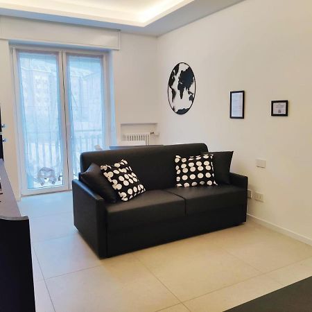 Alimagia Apartment Леко Екстериор снимка