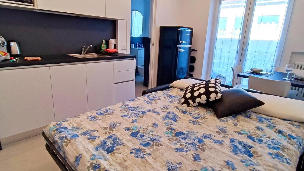 Alimagia Apartment Леко Екстериор снимка