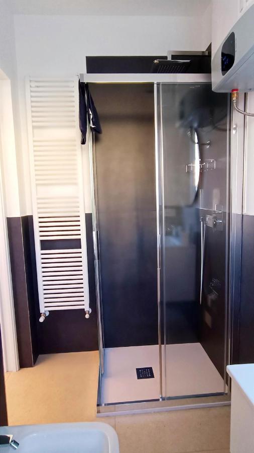 Alimagia Apartment Леко Екстериор снимка